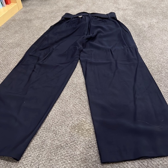 NWT LOFT WIDE LEG CROP - Picture 3 of 6